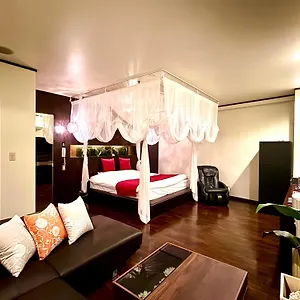 ホテルロータスバリ 2*, 川崎町 日本