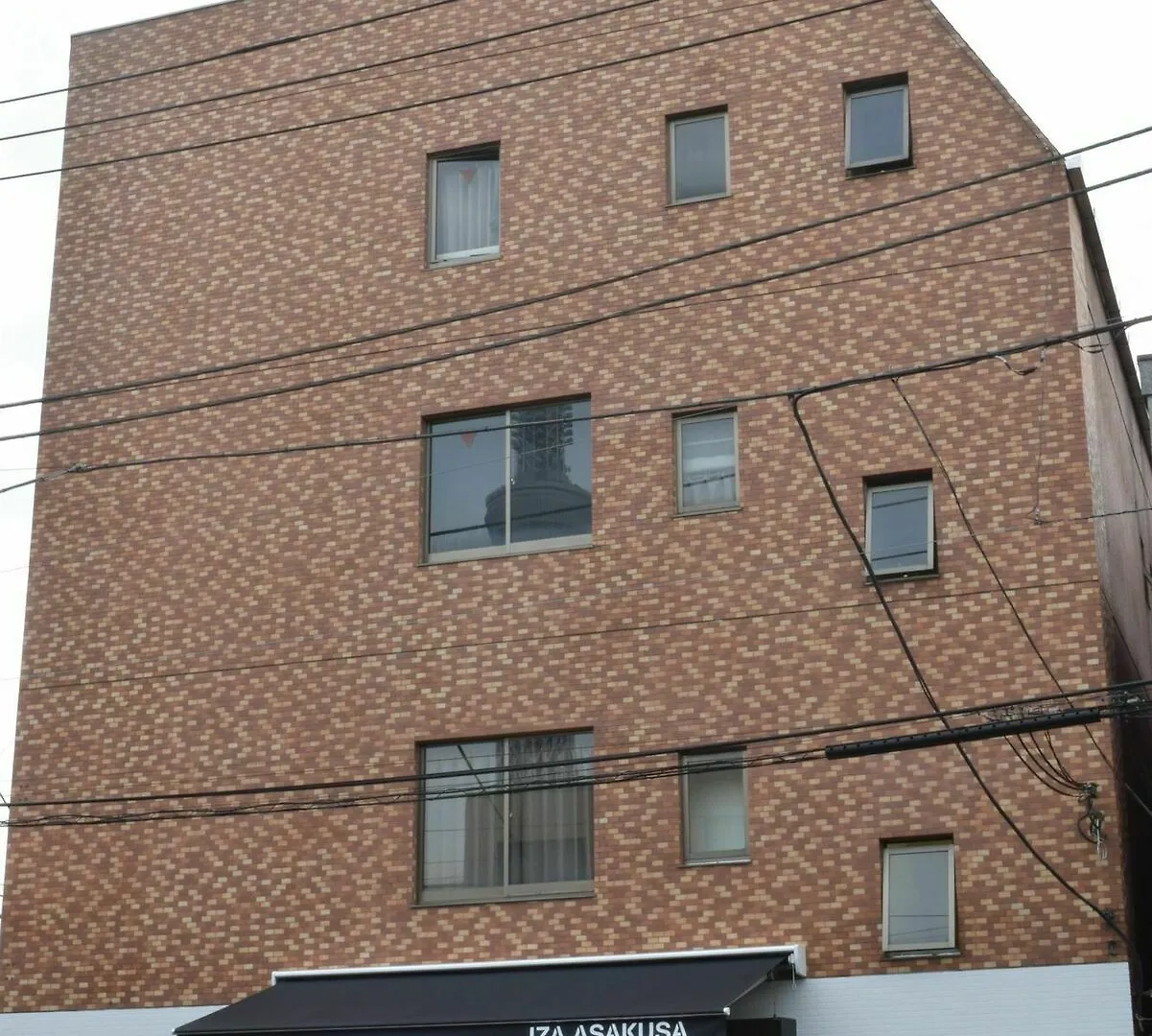 Iza Asakusa Guest House Tokyo 0*,