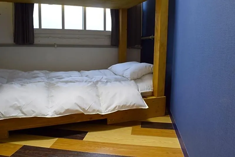 Iza Asakusa Guest House Tokyo